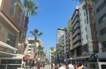 KIBRIS ŞEHİTLERİ CADDESİ DEDEMAN ALSANCAK OTEL YAKINI MOBİLYALI DAİRE