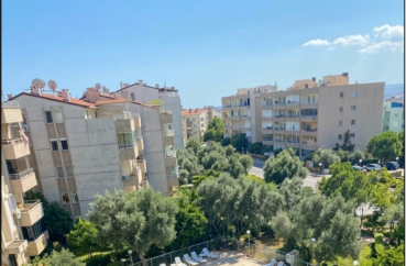 Kuşadası Zeytin Tepe Sitesi’nde Havuzlu, Eşyalı 2+1 Kiralık Daire