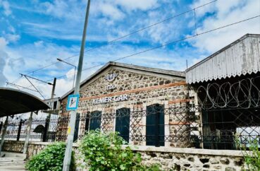 Yeni Doğan Mahallesinde Kemer İzban Yakını Kiralık Bakımlı Daire